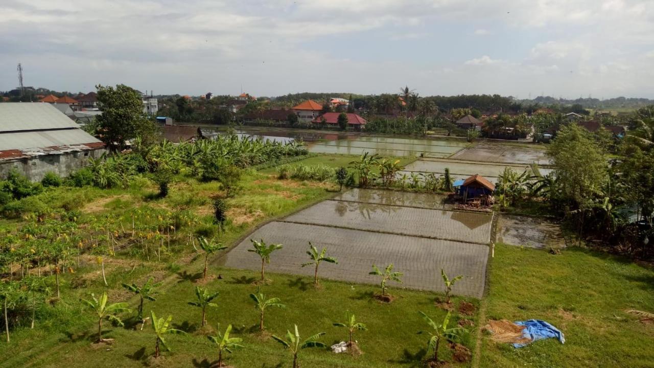 Hotel Lilis Ikvala Radha Canggu Esterno foto